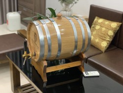 Mua thùng rượu gỗ sồi tại Vĩnh Long giá tốt nhất