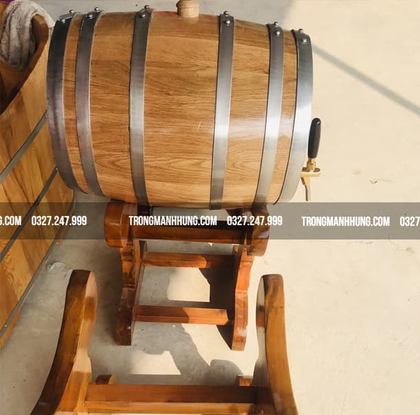 giá thùng rượu gỗ sồi