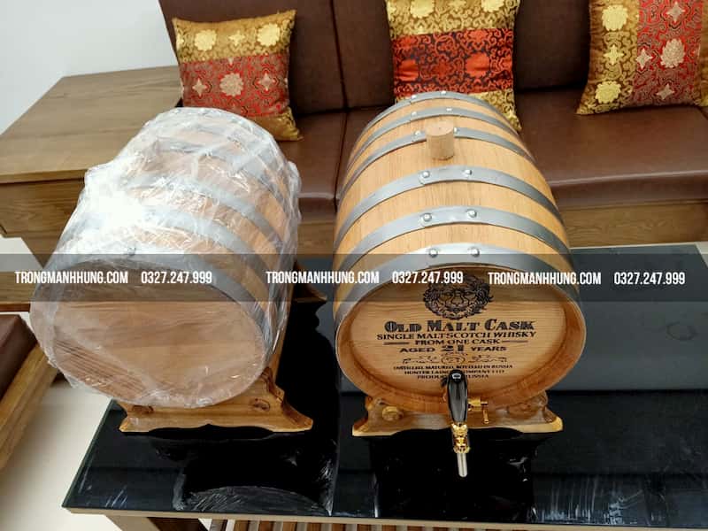 thùng rượu gỗ sồi nhập khẩu nga
