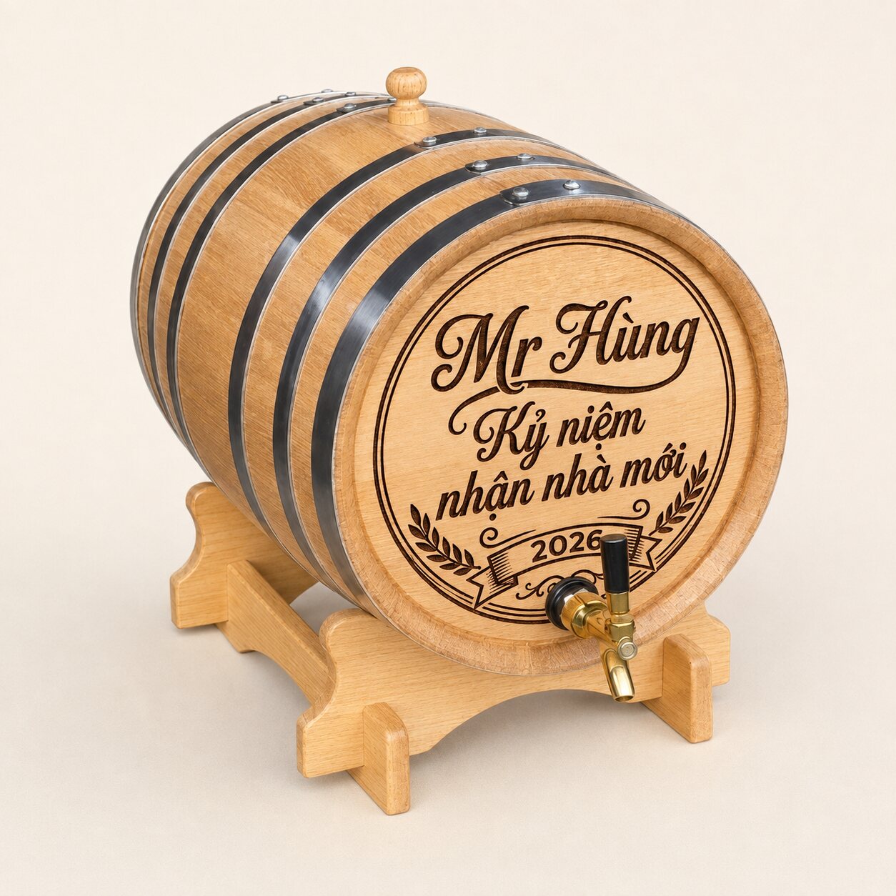 Thùng gỗ sồi 100L khắc tên Mr Hùng