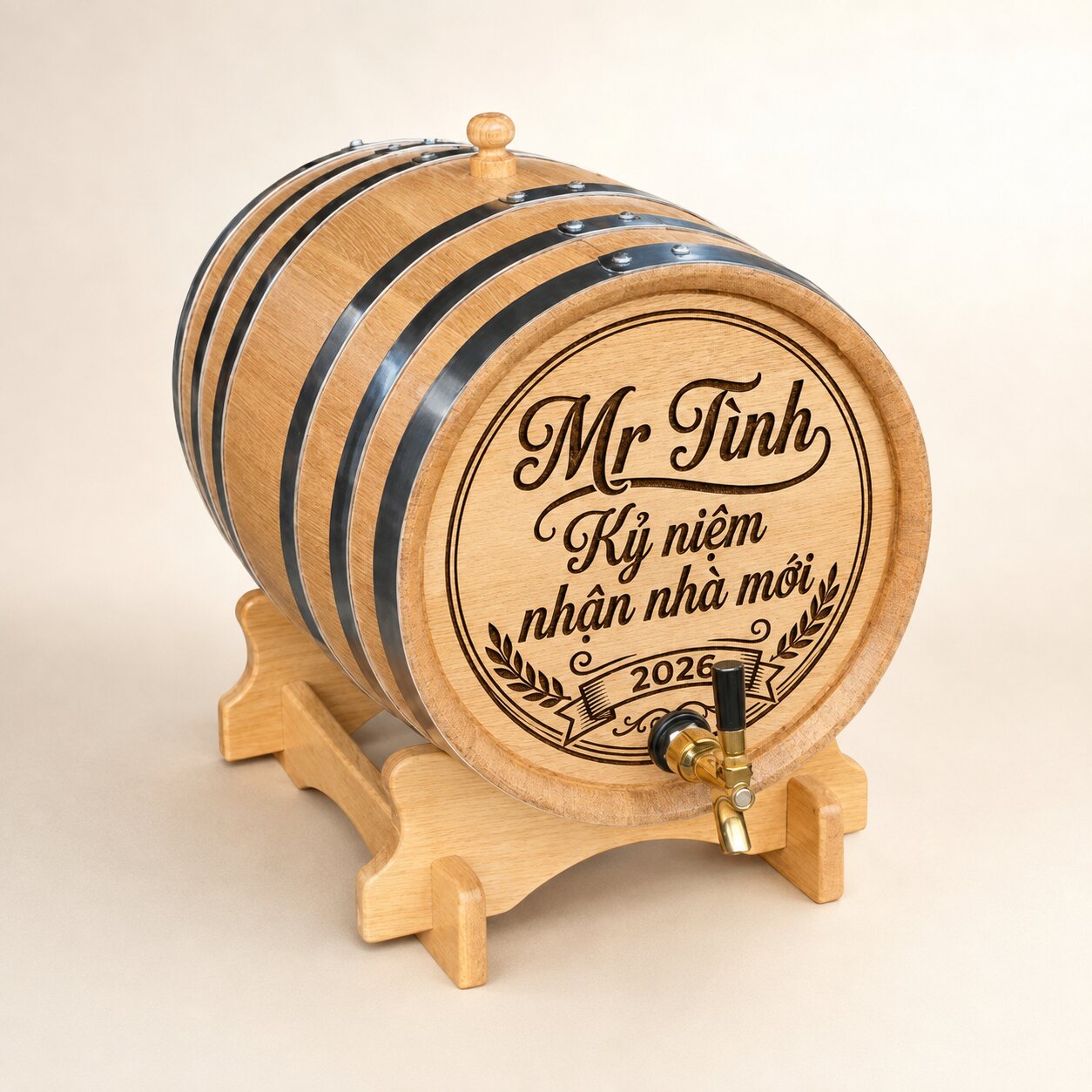 Thùng gỗ sồi 100L khắc tên Mr Tình